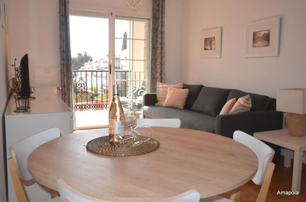 La Amapola, A Little Oasis With Sea View, 200 Meters From The Beach. 네르하 외부 사진