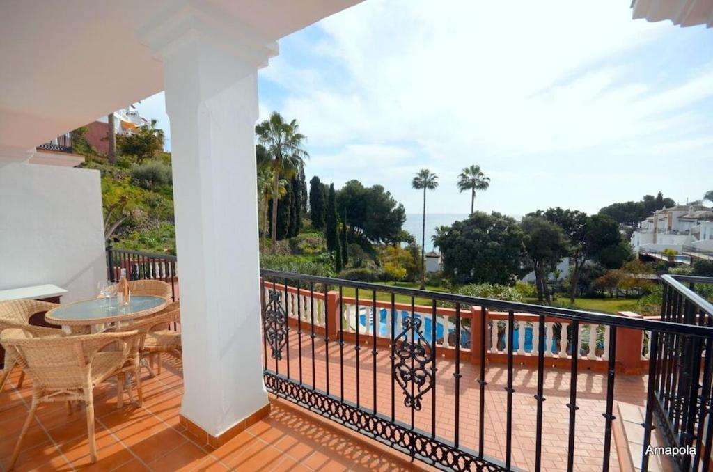 La Amapola, A Little Oasis With Sea View, 200 Meters From The Beach. 네르하 외부 사진